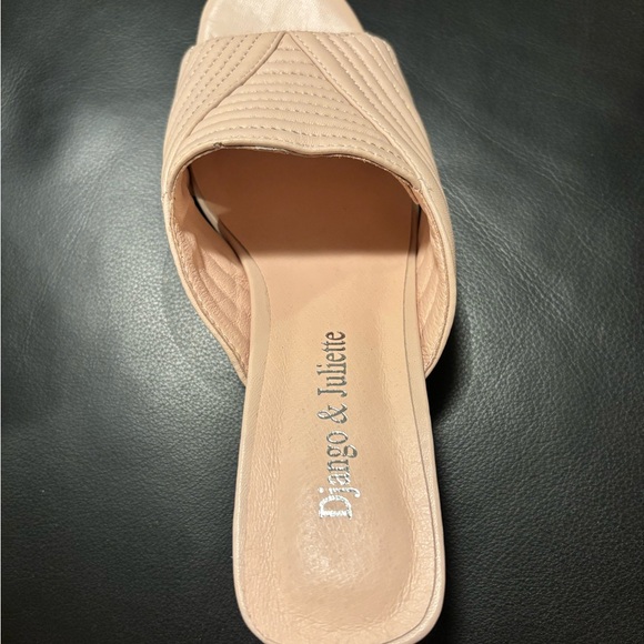 Django and juliette - Picture 2 of 3